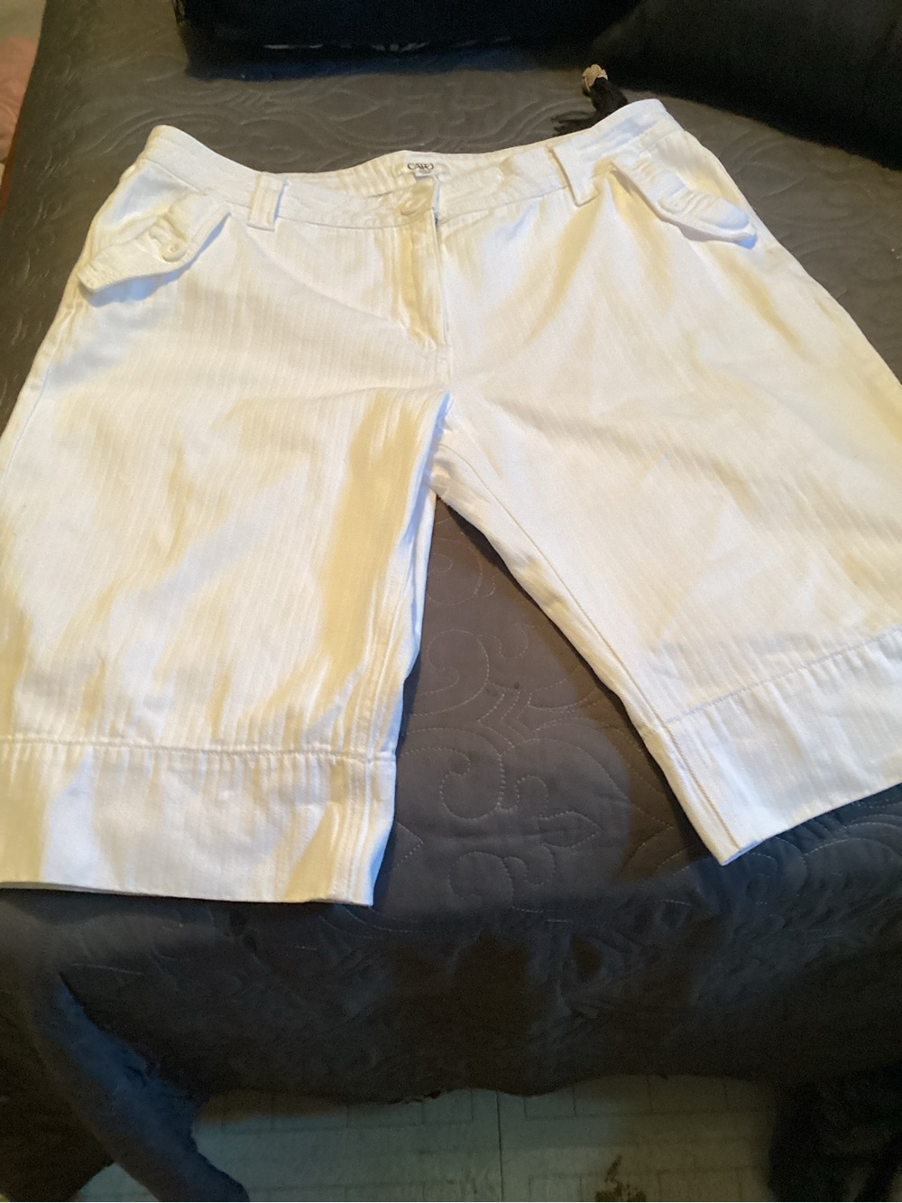 Cato White Textured Mid-Length Shorts